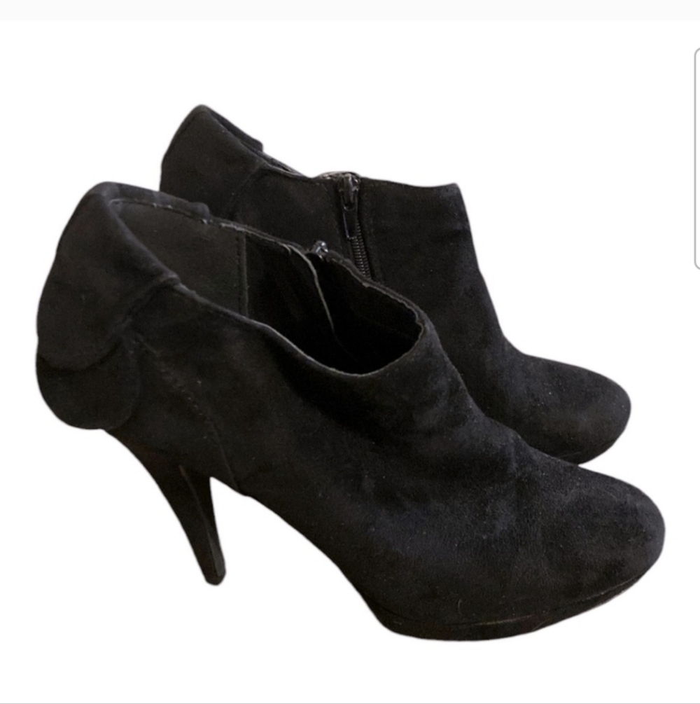 Impo Black Suede Ankle Booties Womens Size 6.5 M Bow